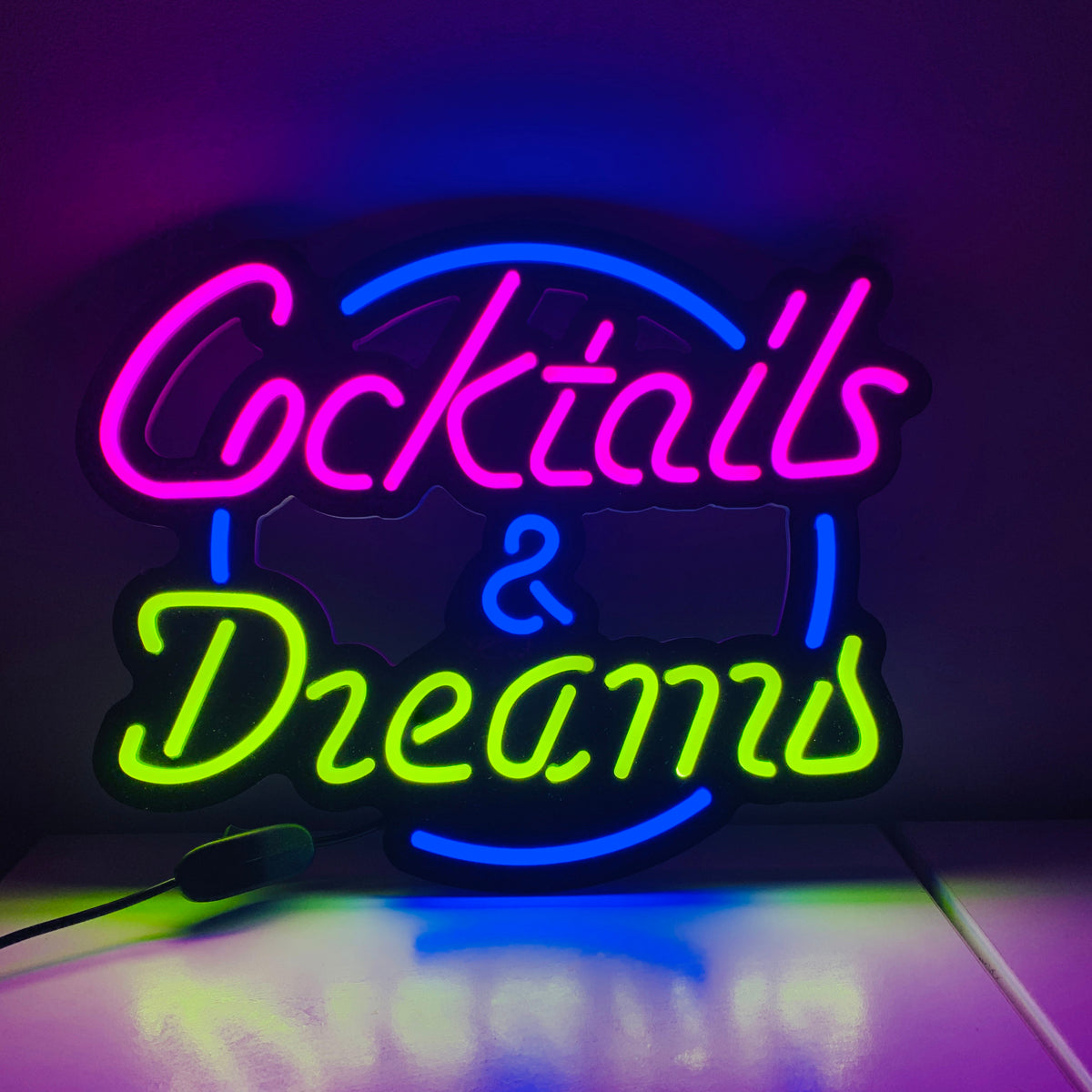 Top-notch Cocktail Bar Parrot Neon Sign for Pub Lovers: Unveil a Vibrant Atmosphere